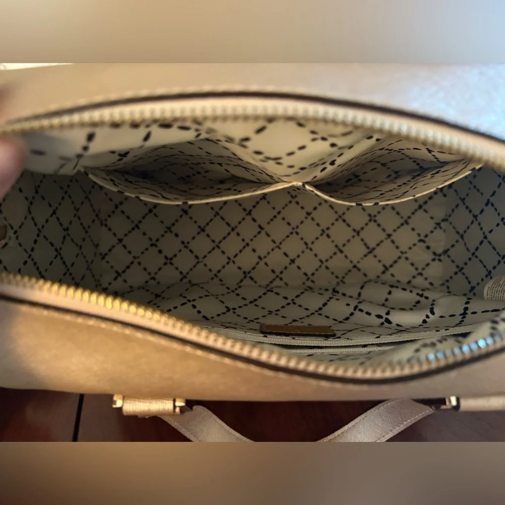 Kate Spade Newbury Lane Cassie Satchel - Picture 9 of 13